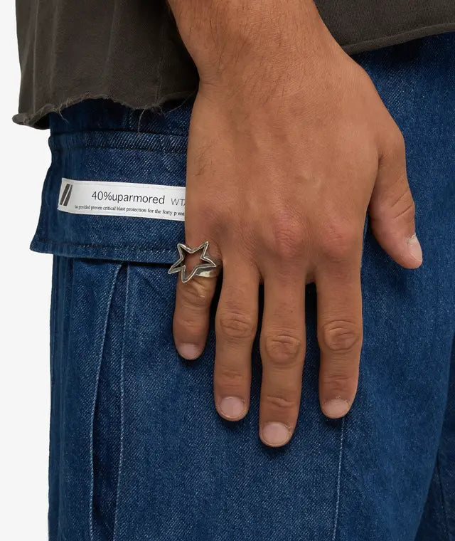 Anillo TwoJeys Ignorant Empty Star Ring