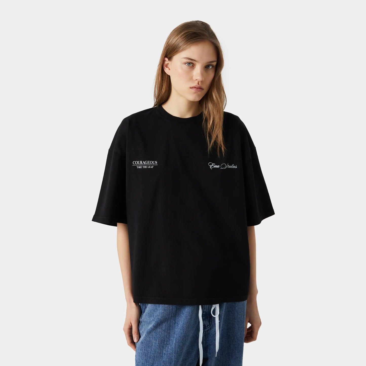Polera Eme Studios Courageous Shadow Tee
