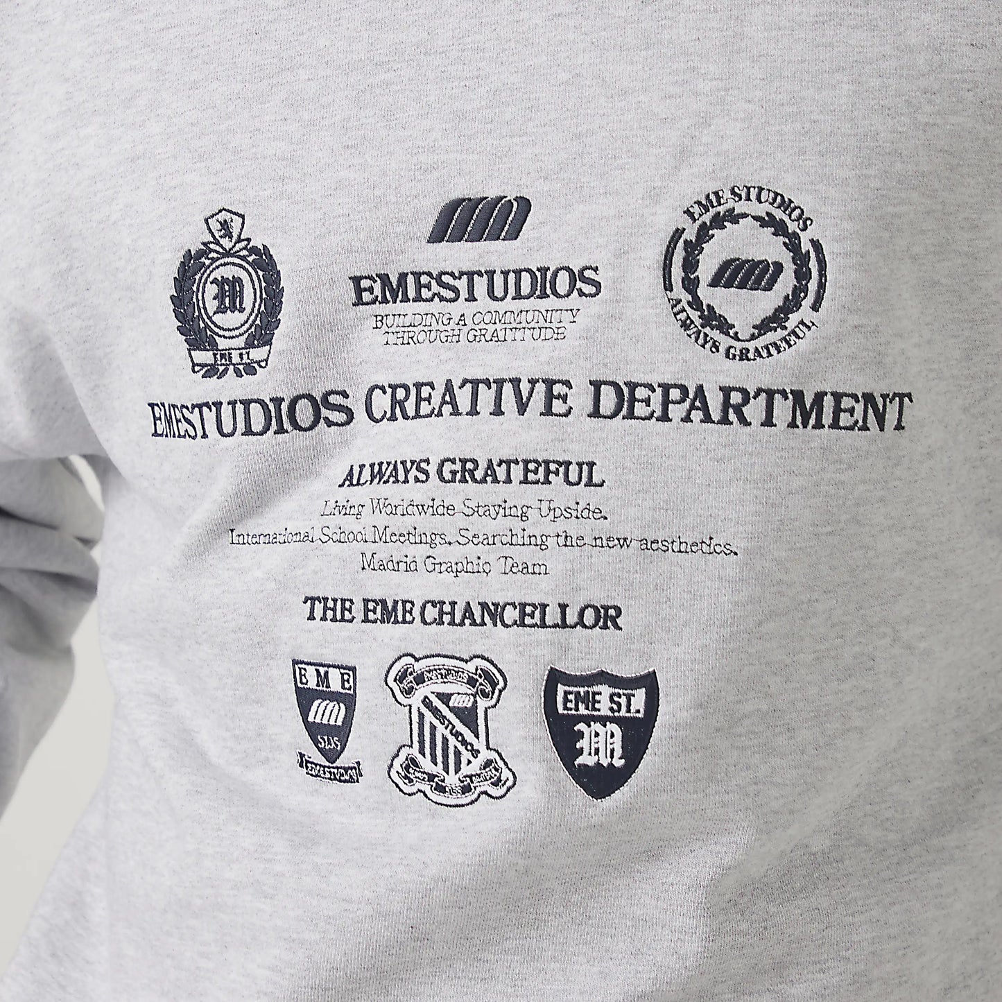 Poleron Eme Studios Chancellor Heather Grey Crewneck