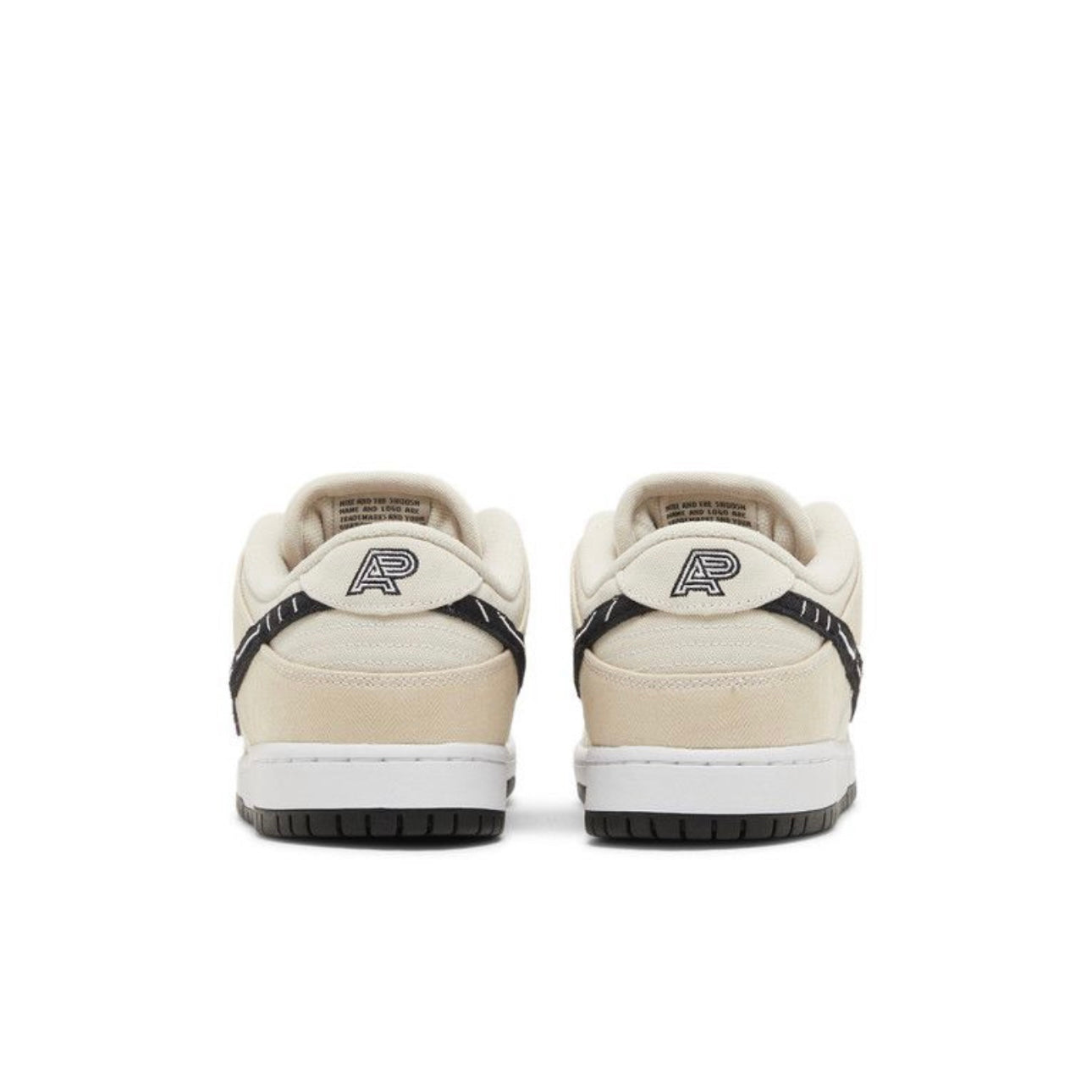 Nike Dunk SB Low x Jiu-Jitsu Albino & Preto