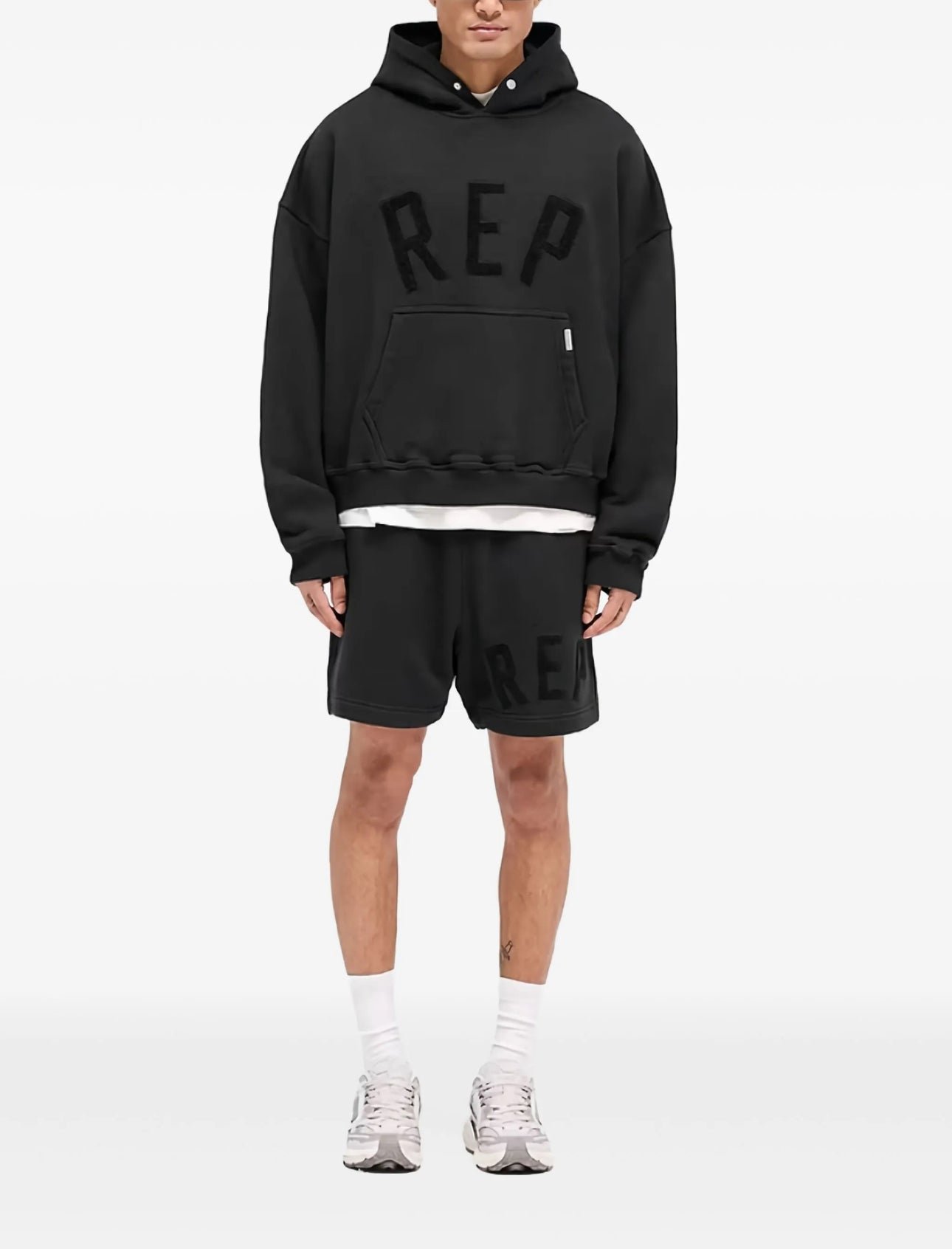Poleron Represent REP Applique Black