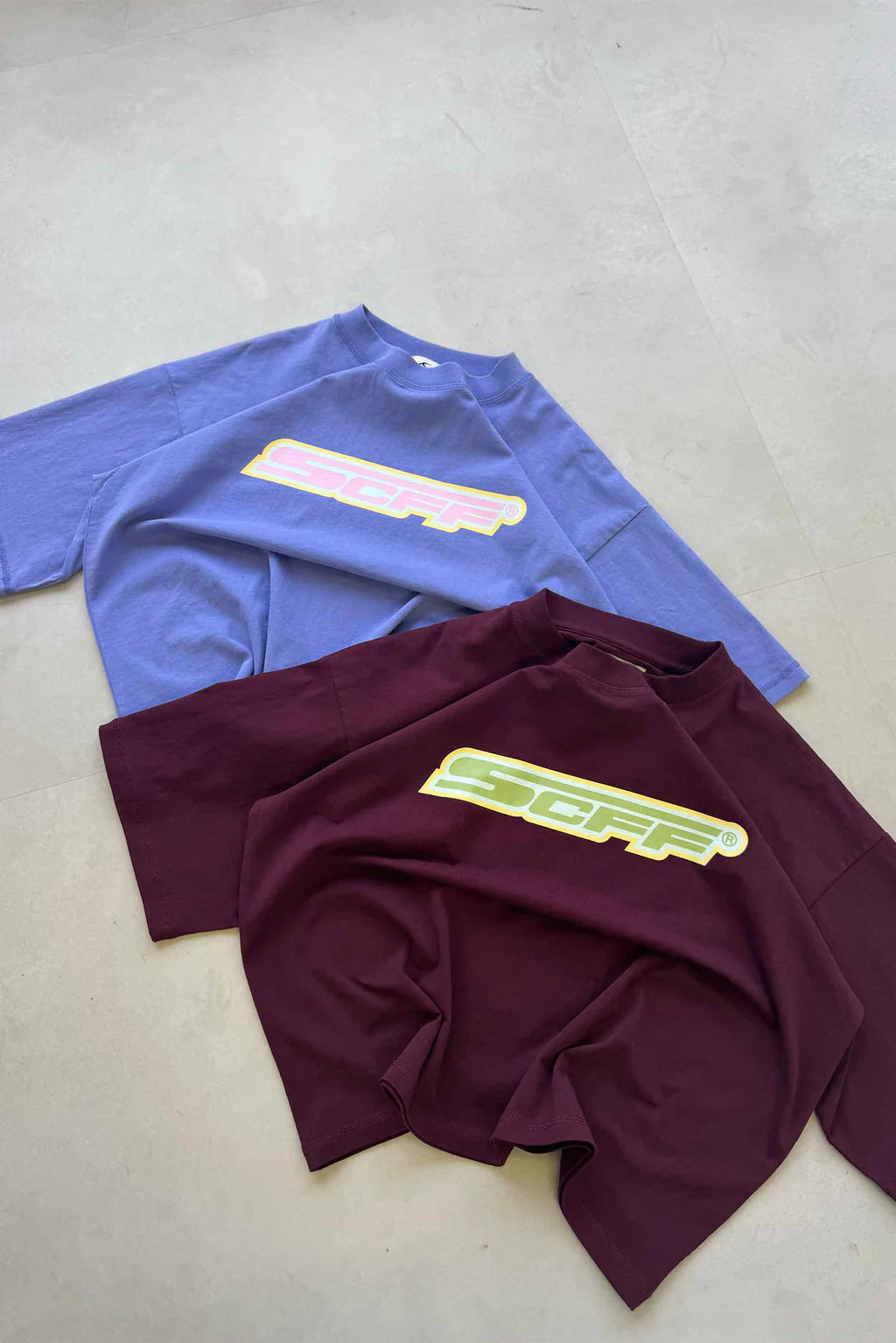 Polera Scuffers Glow Burgundy