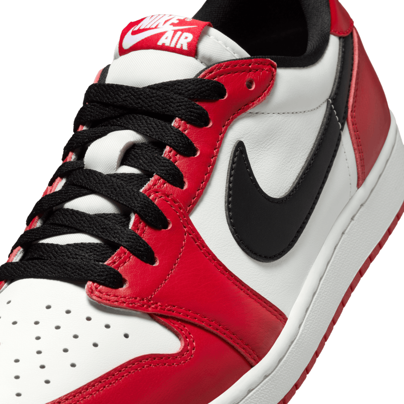 Jordan 1 Retro Low OG Chicago 2025