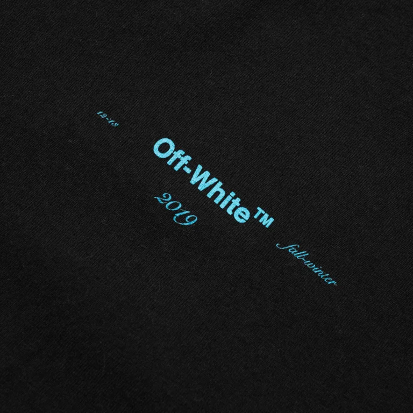 Polera Off-White Gradient S/S Over Multicolor
