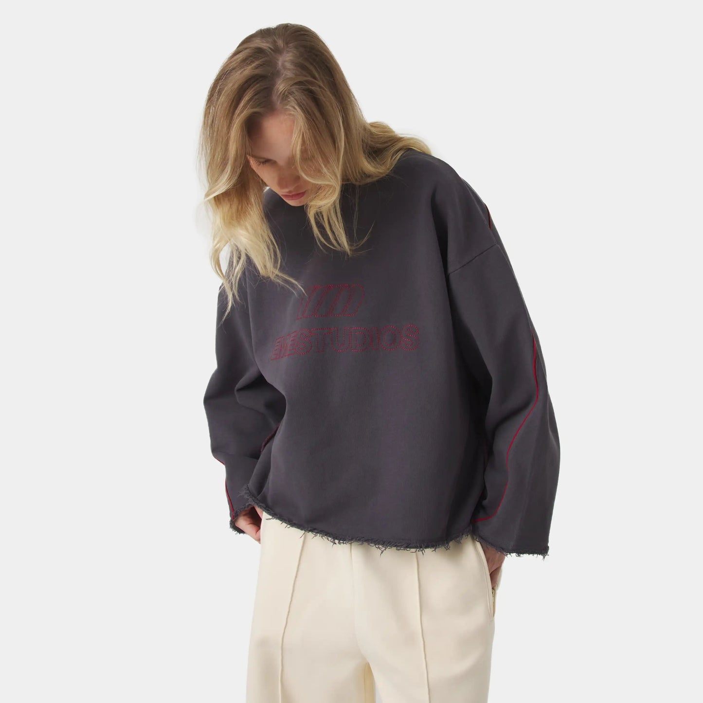 Poleron Eme Studios AFK Indigo Crewneck