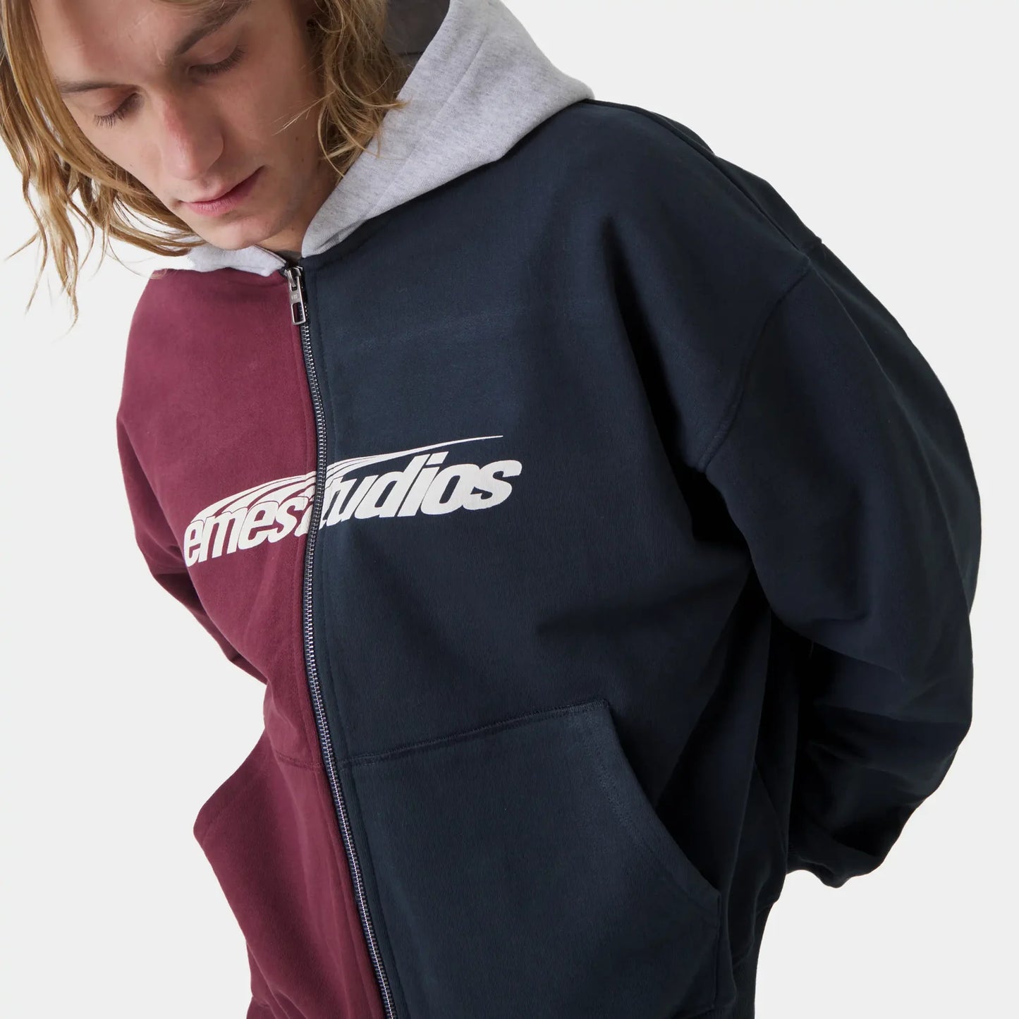 Poleron Eme Studios Intel Split Full Zip