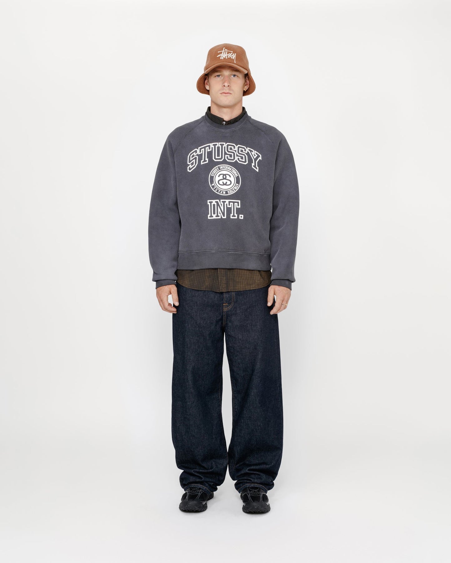 Poleron Stussy Overlock Varsity Raglan Crew Washed Black