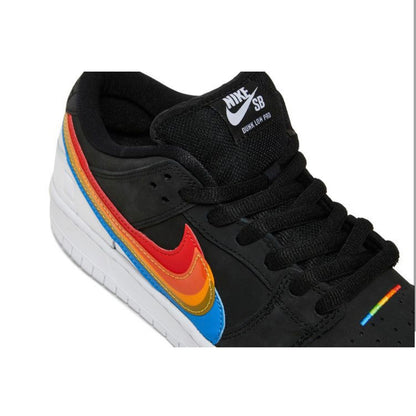Nike Dunk Low SB x Polaroid