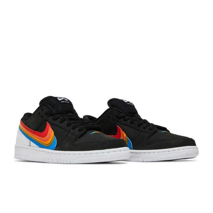 Nike Dunk Low SB x Polaroid