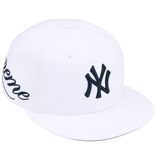 Gorro Supreme x New Era New York Yankees White