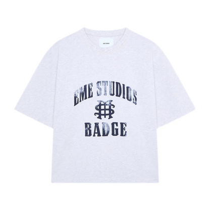 Polera Badge Heather Grey Oversized