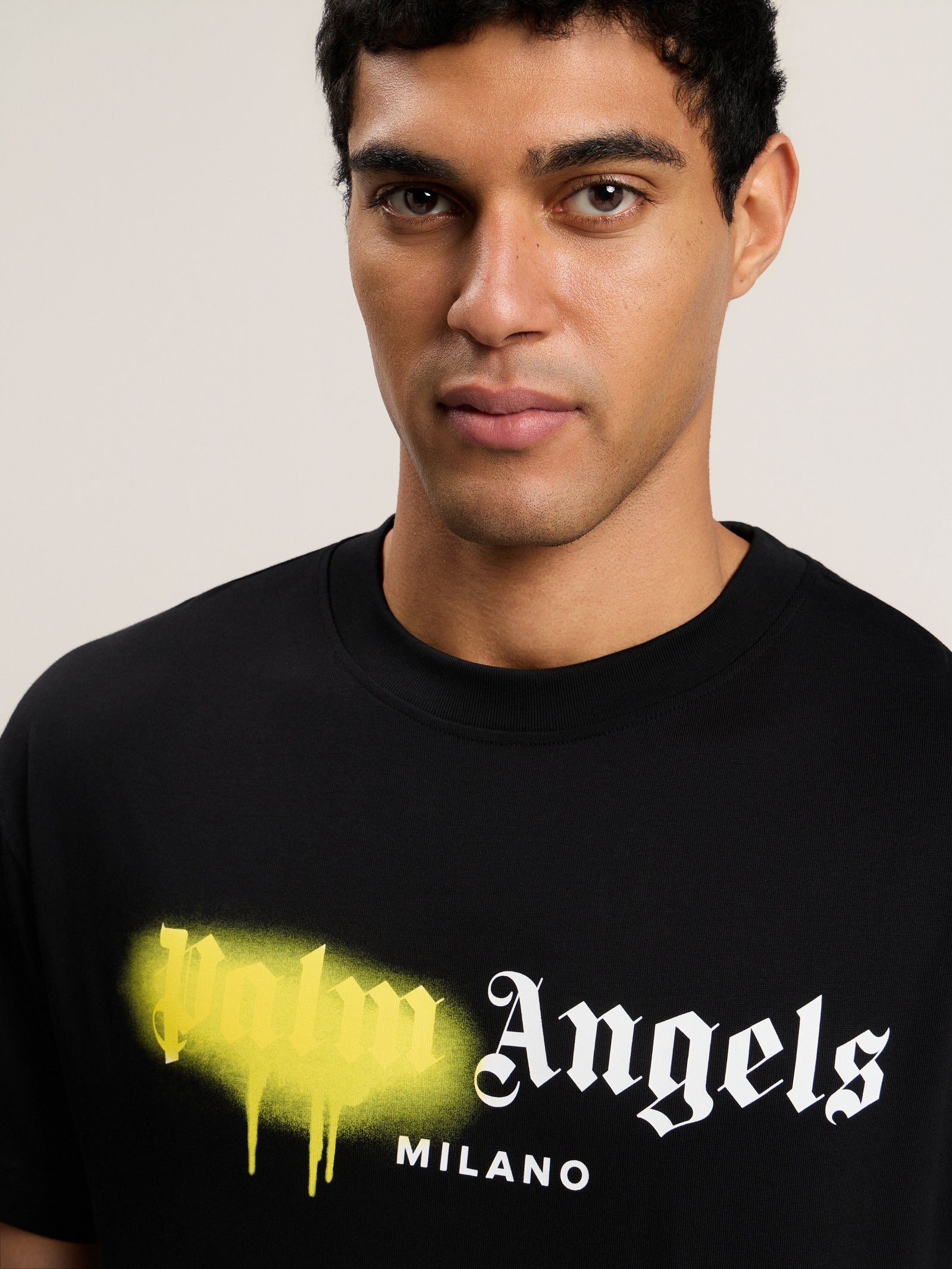 Polera Palm Angels Sprayed City Milano Black/Yellow