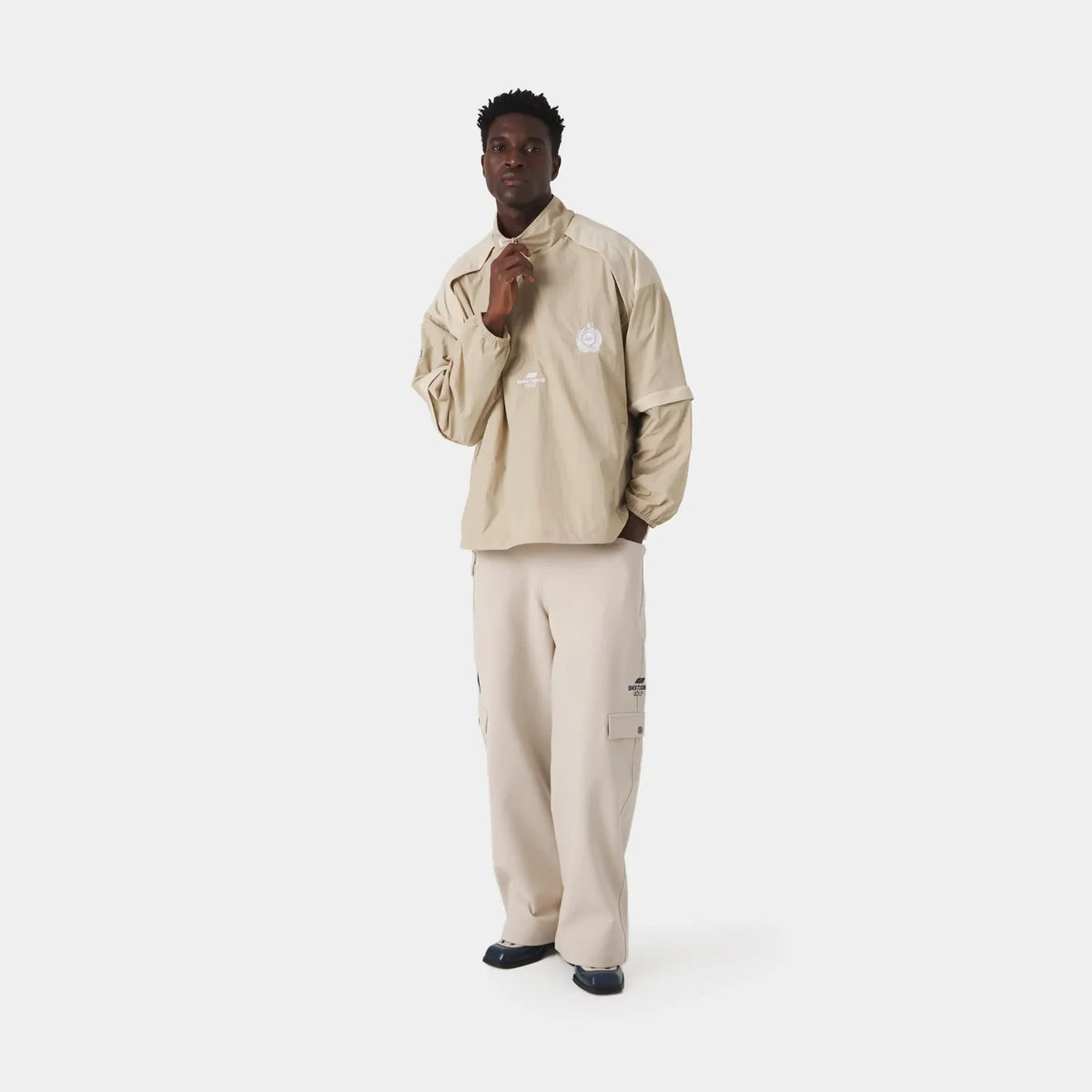 Chaqueta Eme Studios Golf Off Sand Windbreaker