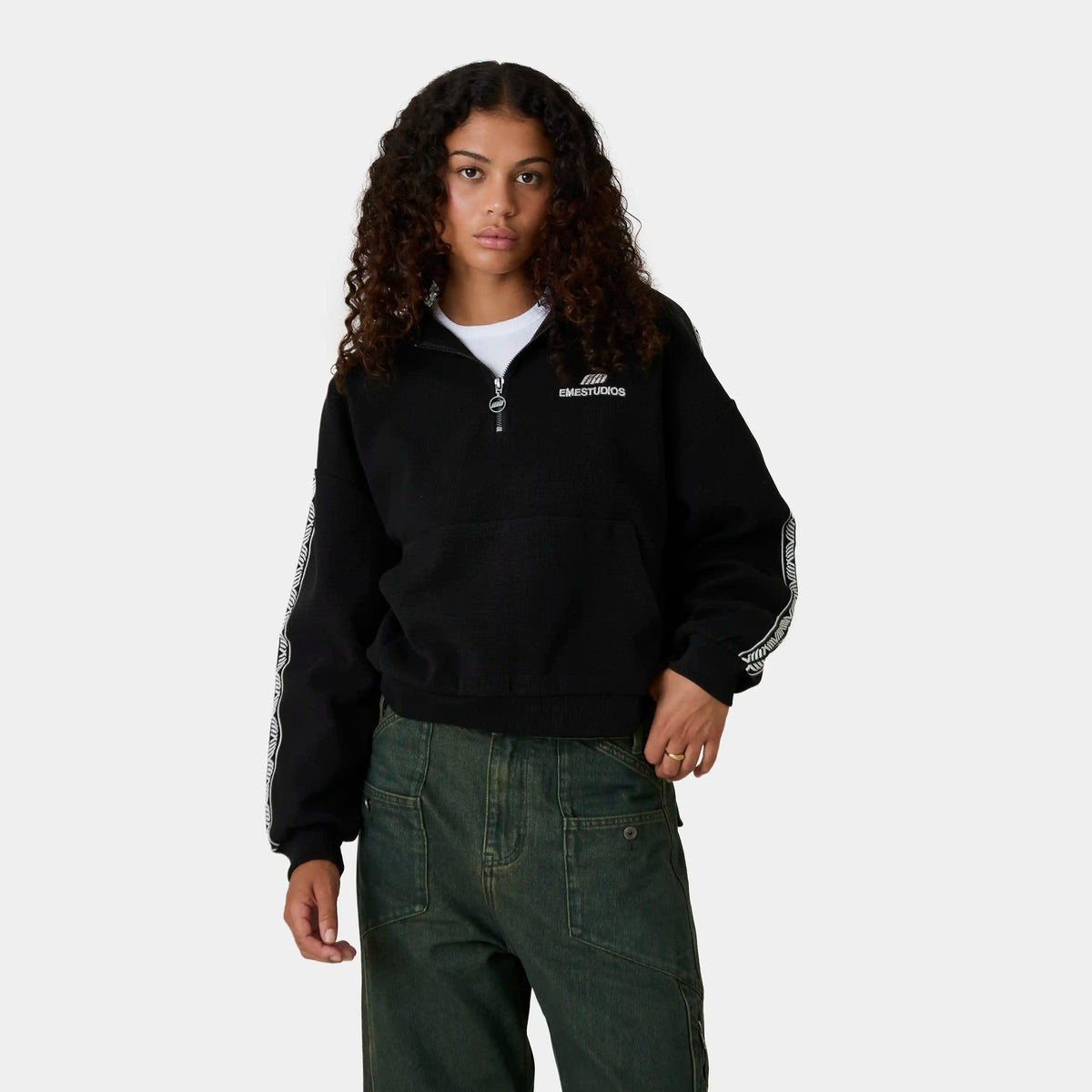 Poleron Eme Studios Puller Black Half Zip