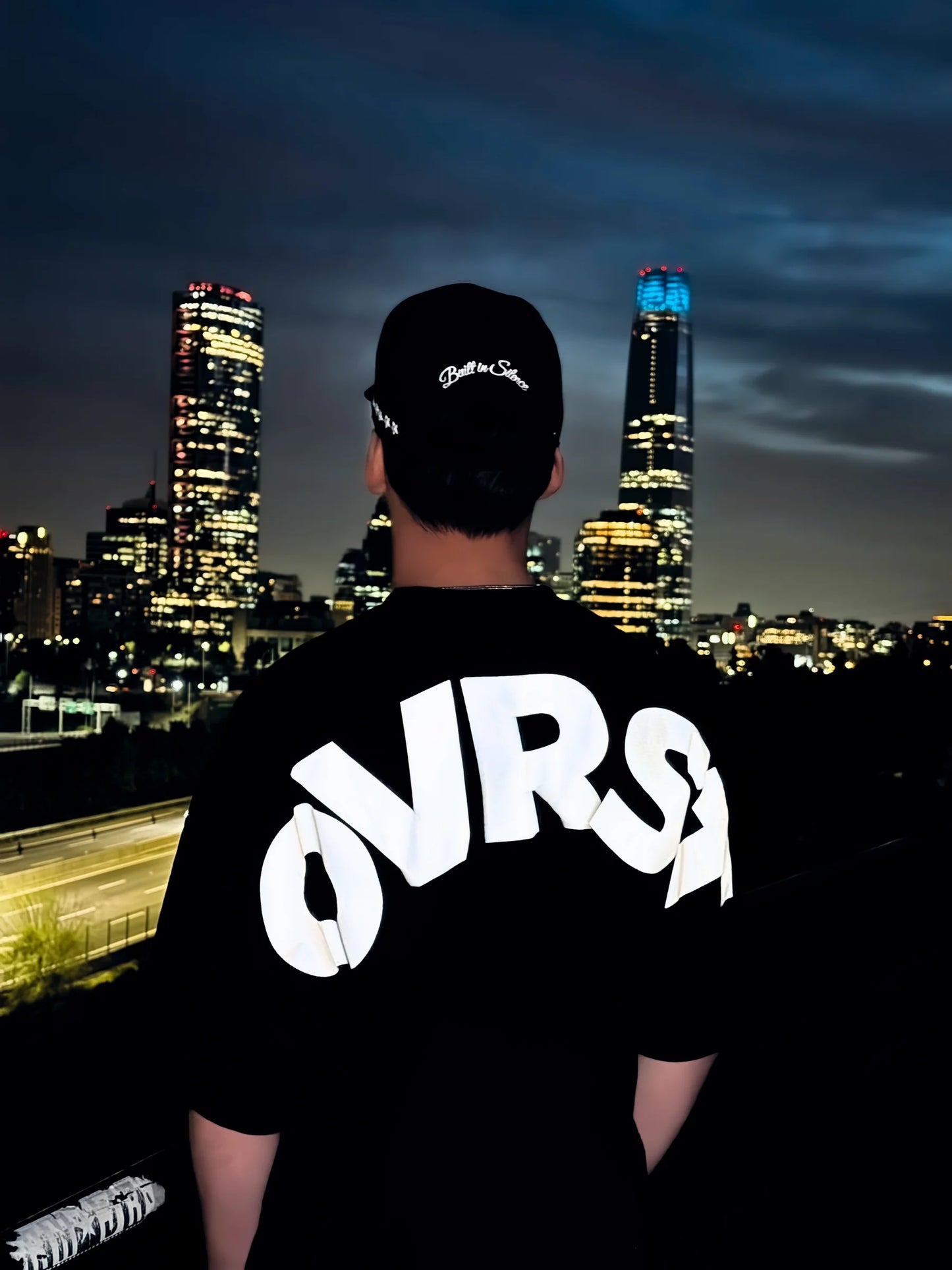 Polera Oversaints Boxy Reflective