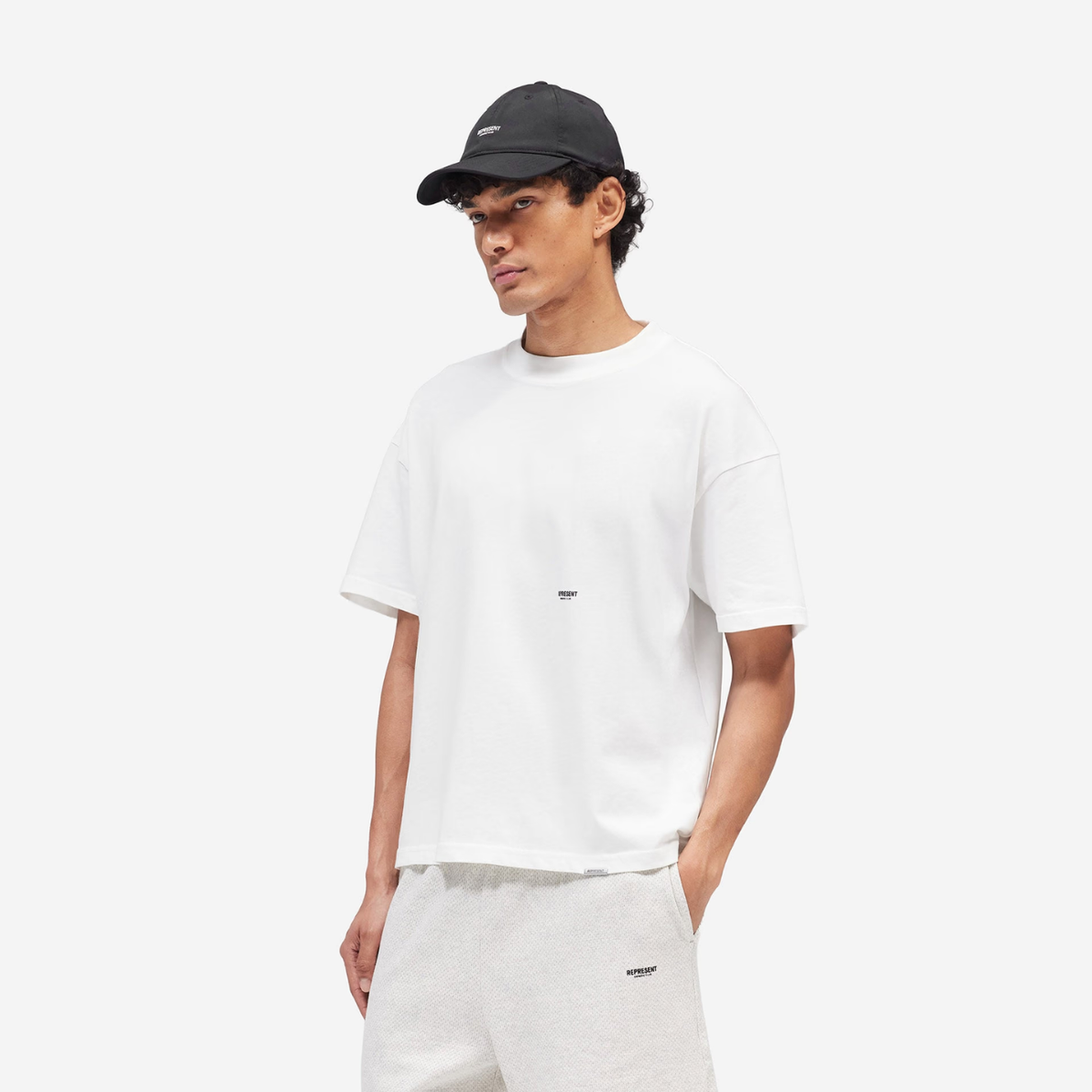 Polera Represent Micro Owners Club Flat White