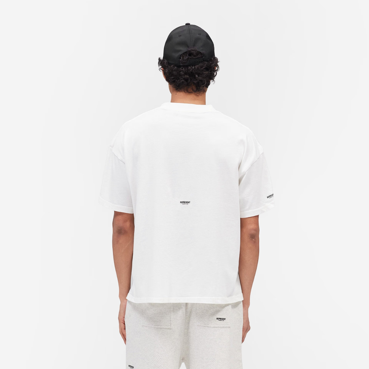 Polera Represent Micro Owners Club Flat White