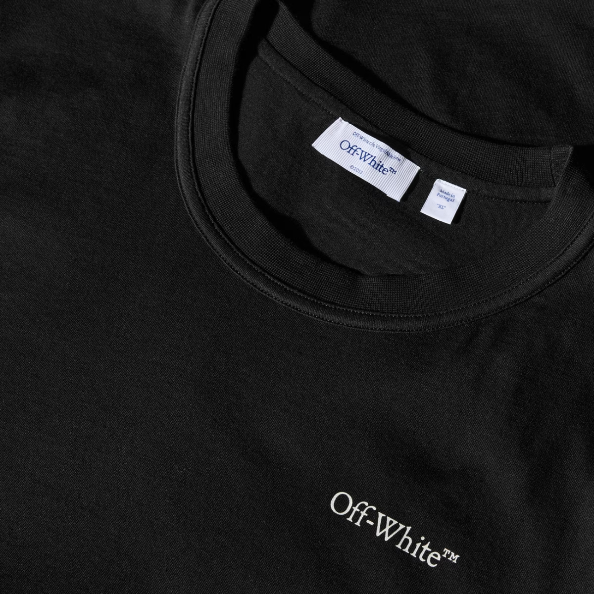 Polera Off-White Small Bookish Regular Black