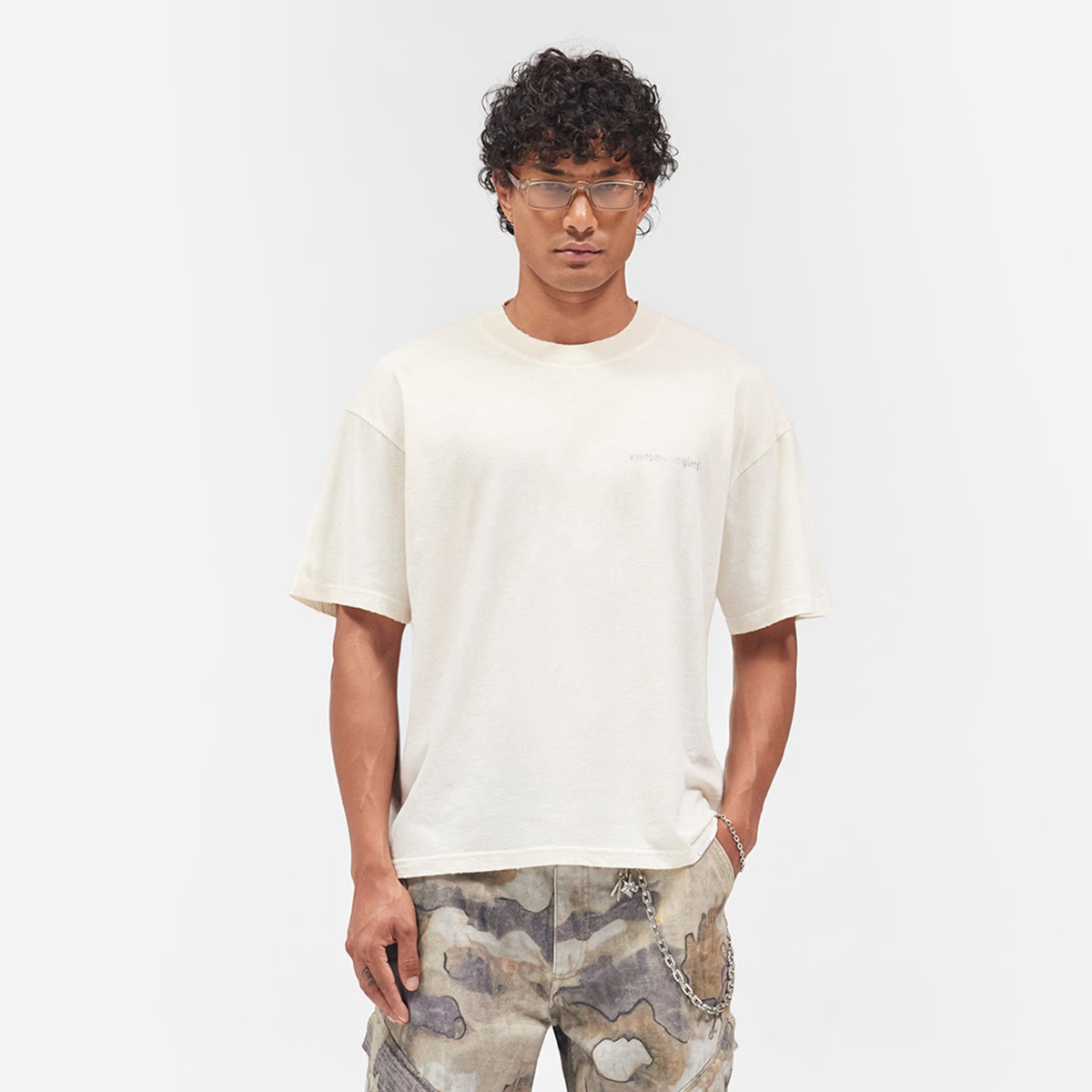 Polera Represent Reverse Resent Flat White
