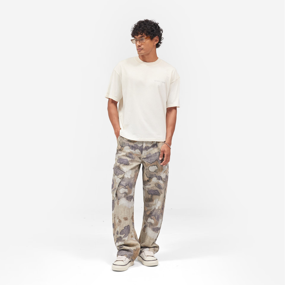 Polera Represent Reverse Resent Flat White