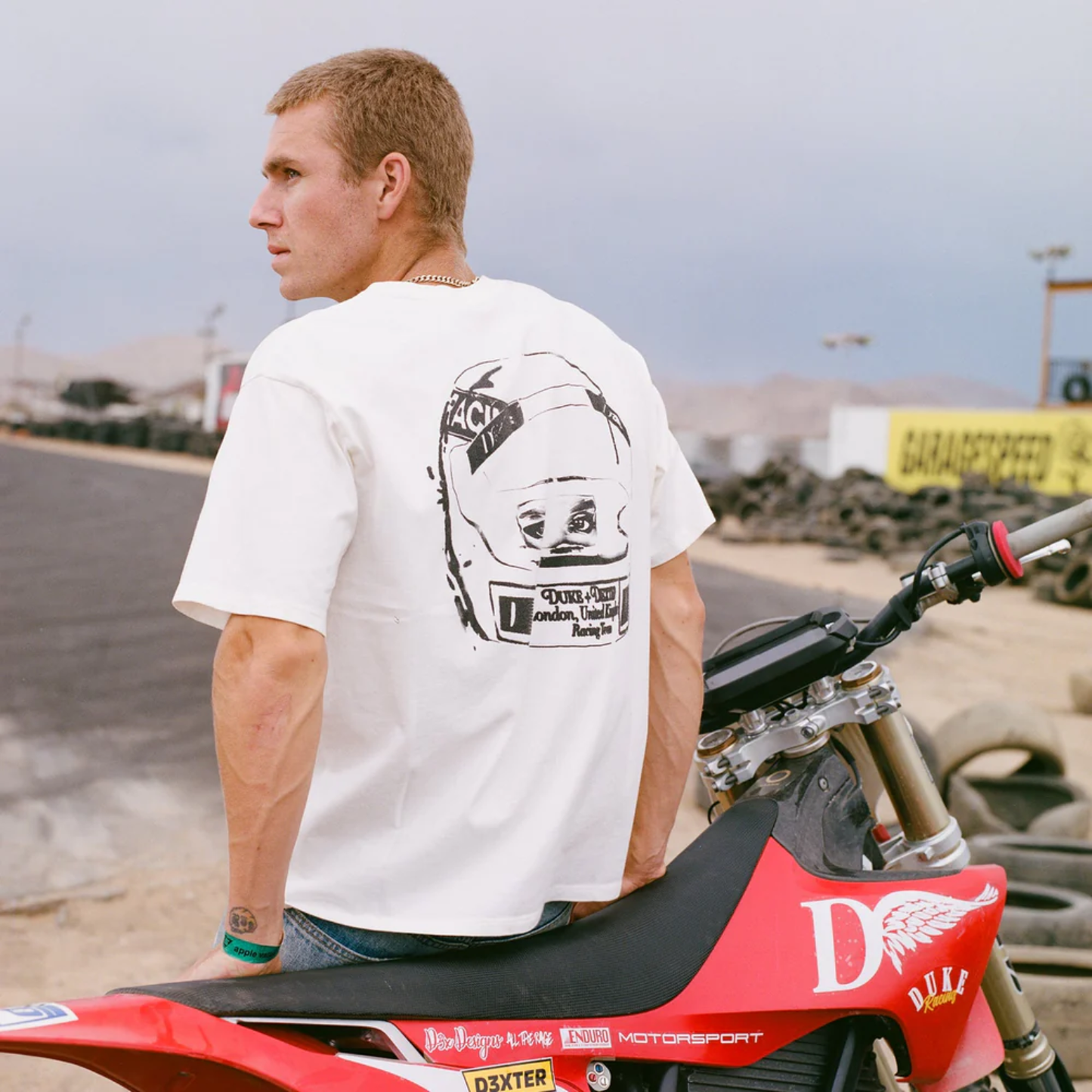Polera Duke+Dexter DR Sketch Helmet Vintage White