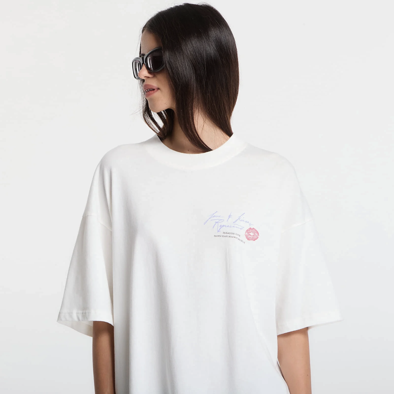 Polera Represent Love and Kisses Flat White