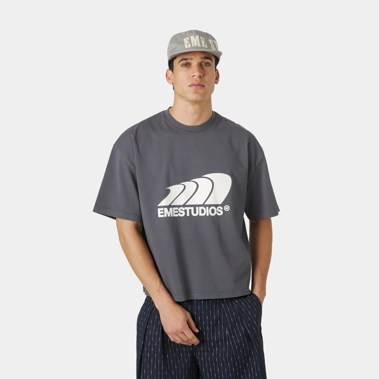 Polera Eme Studios Wind Iron Oversized