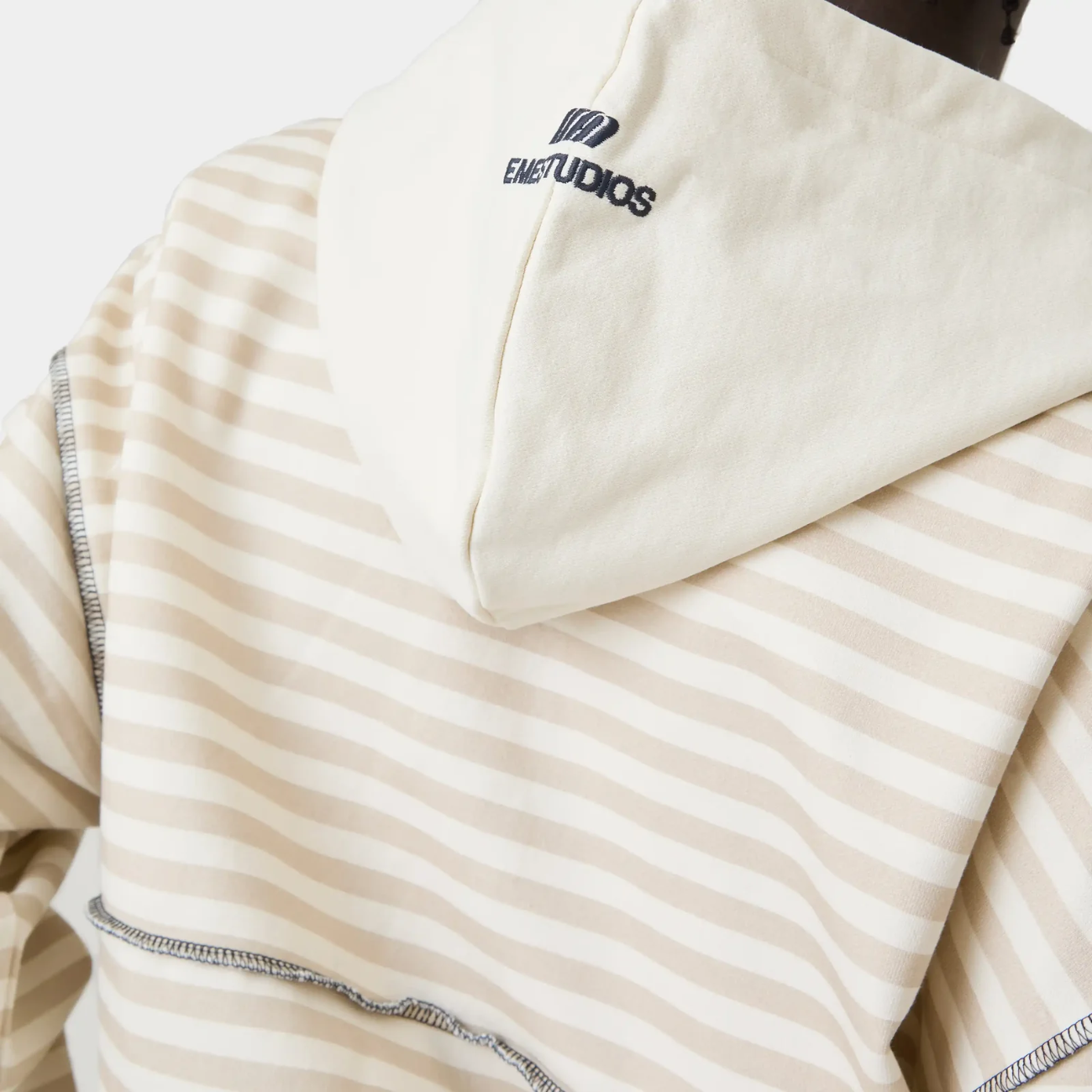 Poleron Eme Studios Capri Off Sand Full Zip