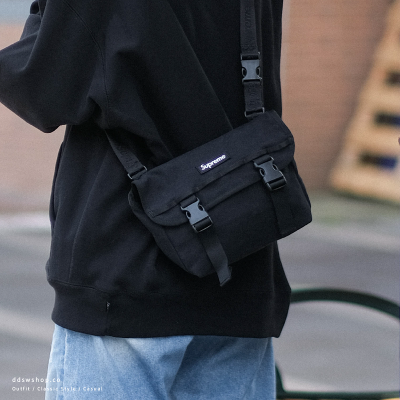 d*i様 Supreme 25SS Mini Messenger Bag (即決 Bolso Supreme Mini Messenger Bag Black SS25 – Reserved