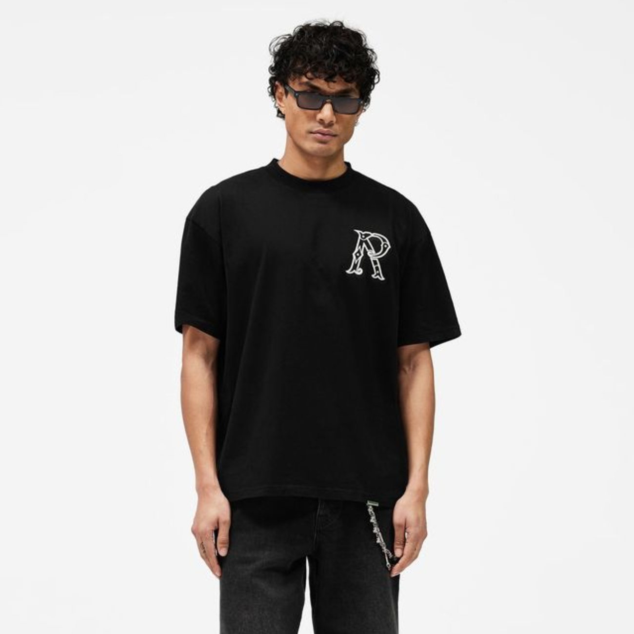 Polera Represent Western Initial Jet Black